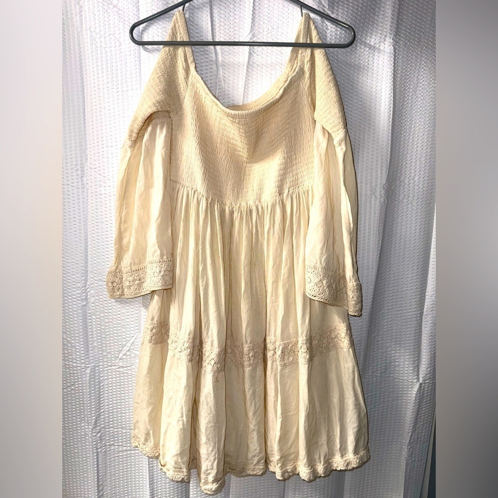 Torrid Size 0 Ivory Smocked Crochet Dress